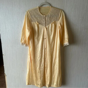 Vintage 70’s night gown